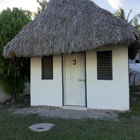 Cabana 7 Leguas, Casa Mama El Cuyo Hotel Exterior foto